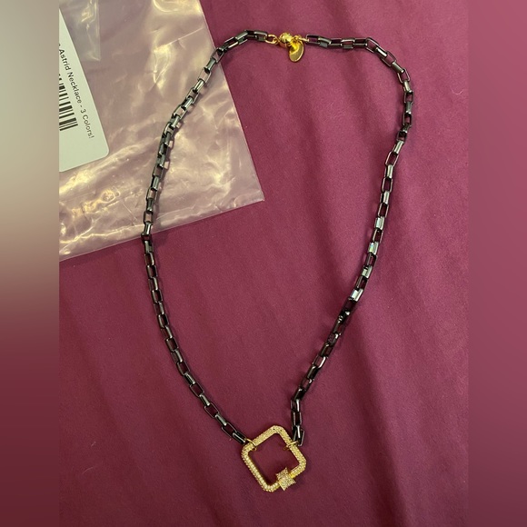 Melania clara Astrid necklace in gunmetal - Picture 6 of 8